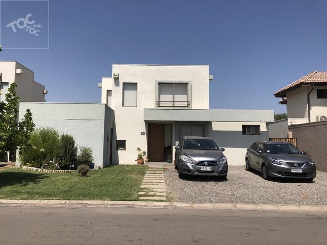 Santa Elena 278, Colina