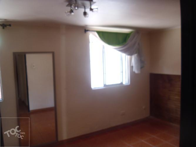 CASA PAREADA CON MUCHA LUZ NATURAL MAIPU