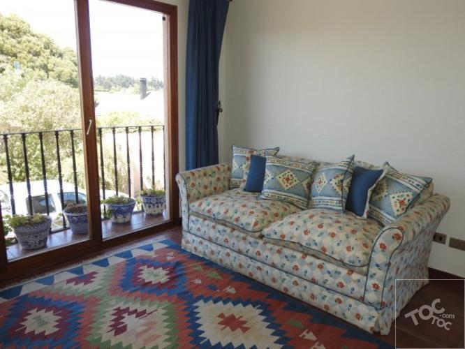 Excelente casa con vista a laguna y Cancha de Golf