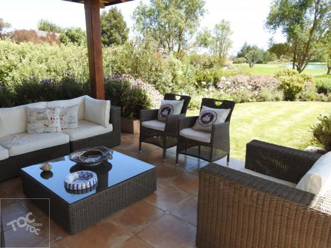Excelente casa con vista a laguna y Cancha de Golf