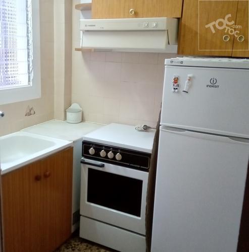 VENDO COQUETO PISO EN CATALUÑA, ESPAÑA. bajo su tasación fiscal.