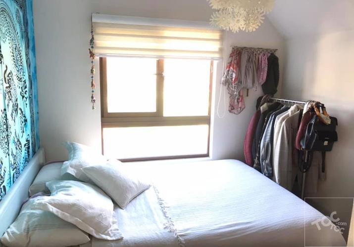 Se vende amplia casa