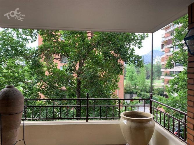 Avenida Presidente Riesco 4177