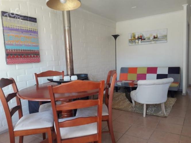 Casa seminueva en hermoso condominio privado (Condominio Bosquemar Etapa I)