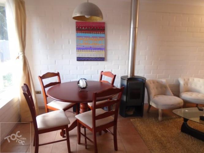 Casa seminueva en hermoso condominio privado (Condominio Bosquemar Etapa I)