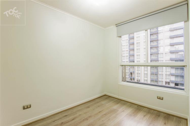 PROMOCIÓN $0 COMISIÓN hasta 15-04 !!! 2 Habitaciones 2 Baños Santa Rosa 237 Cercano Metro Santa Lucia