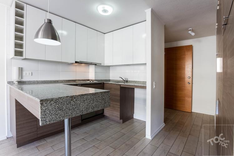 PROMOCIÓN $0 COMISIÓN hasta 15-04 !!! 1 Habitación Grande 1 Baño Carmen 368 Esquina Santa Isabel