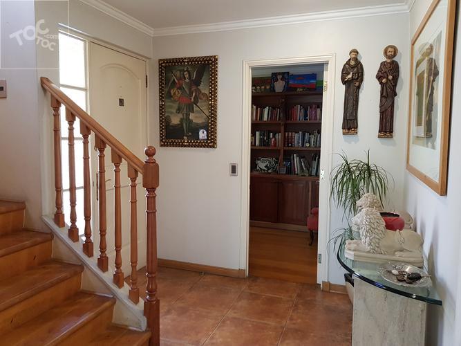 4D 4B + servicio + escritorio + estar / Príncipe de Gales – C. Ossandon – Plaza Ossandon