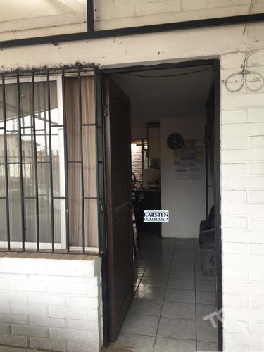 VENDO CASA 2D 1B EN LA COMUNA DE MAIPÚ, ZONA RINCONADA