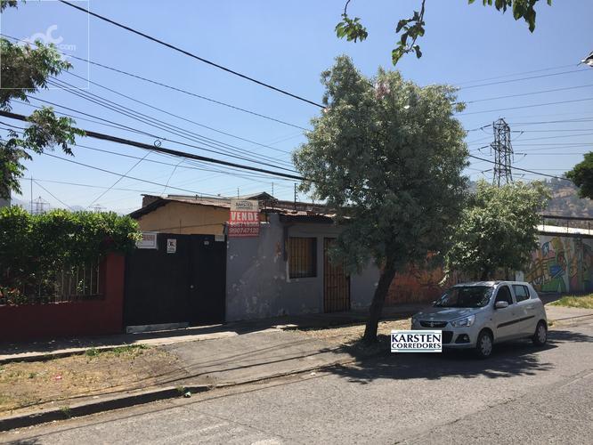 VENDO CASA 4D 1B EN COMUNA DE RECOLETA, ZONA DE EL SALTO