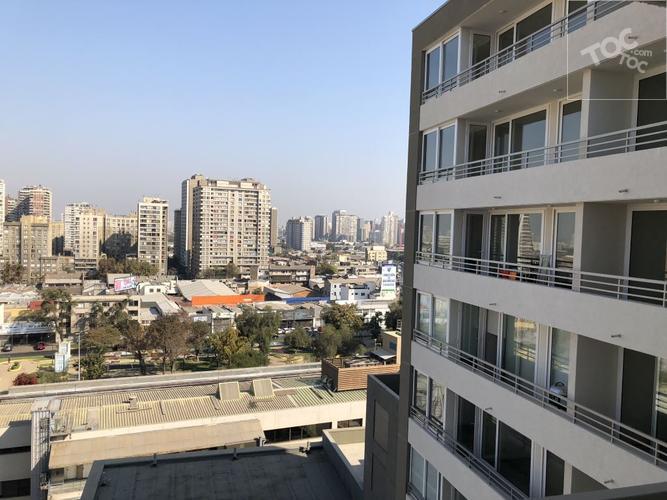 Lindo y moderno Depto, vista al parque, a pasos del Metro Irarrázaval (L5-L3)