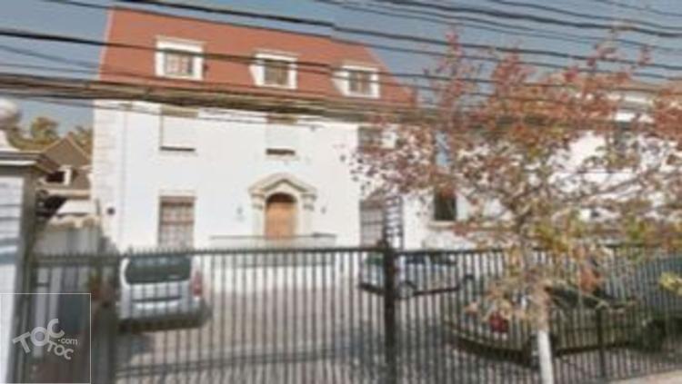 158.897 - Venta Casa Oficina Av. Condell con Ricardo Matte Perez - Providencia - 7D7B5E - 306Mts