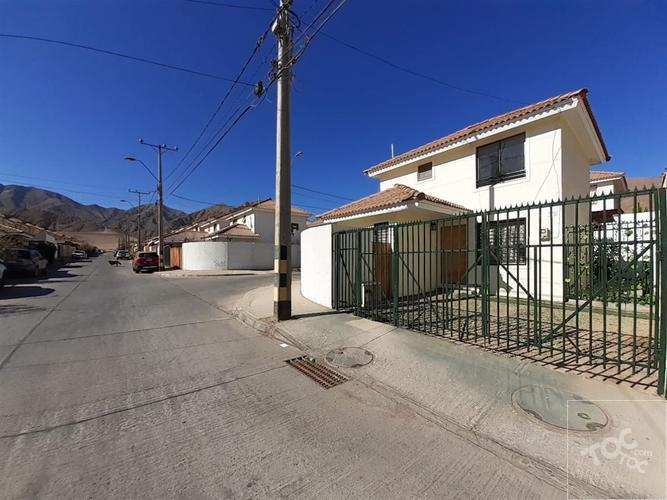 Casa en venta en villa Tierra Viva Oriente. DISPONIBLE A PARTIR DEL 2 DE JULIO.
