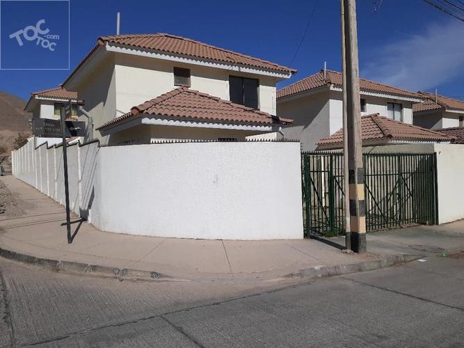 Casa en venta en villa Tierra Viva Oriente. DISPONIBLE A PARTIR DEL 2 DE JULIO.