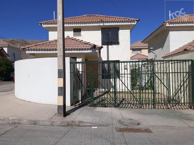 Casa en venta en villa Tierra Viva Oriente. DISPONIBLE A PARTIR DEL 2 DE JULIO.