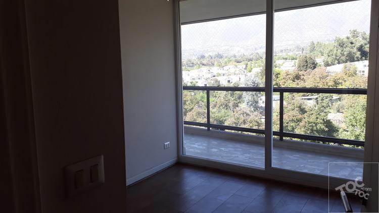 VENDO AMPLIO APARTAMENTO POSIBILIDAD DE HABITAR DE INMEDIATO