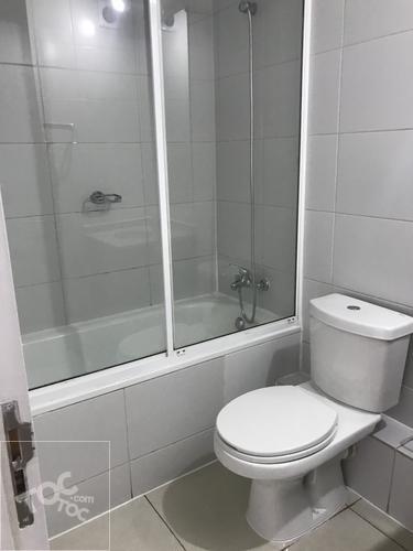 1 Habitación y 1 Baño Sara Del Campo 535 Metro Santa Lucia