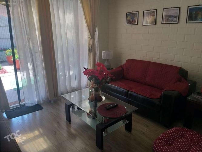 Casa en Victor Troncoco Muñoz