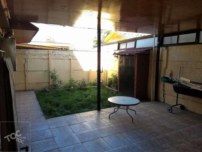 Casa de 2 pisos en Lia Aguirre