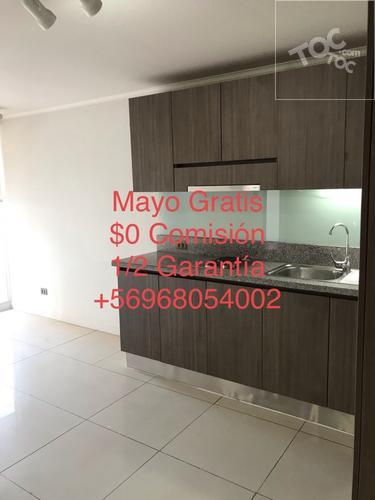 1 Habitación y 1 Baño Sara Del Campo 535 Metro Santa Lucia
