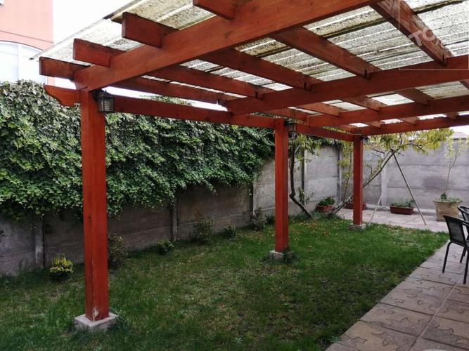 Casa en Valle Lo Campino