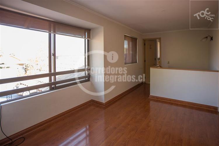 INCREIBLE CASA; GRAN TERRENO GA