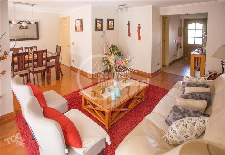INCREIBLE CASA; GRAN TERRENO GA