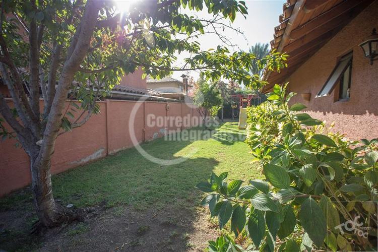 INCREIBLE CASA; GRAN TERRENO GA