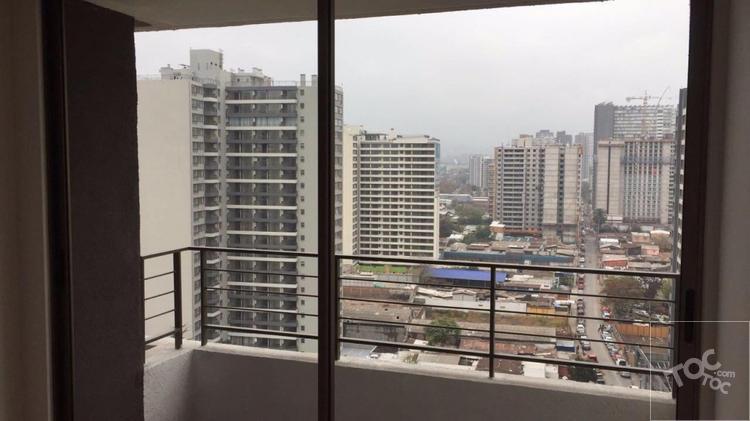 Radal 0102 (+ Estacionamiento /+ Bodega), Condominio Eco Futuro I