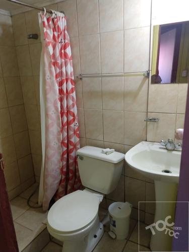 Se vende casa adaptada como hospedaje