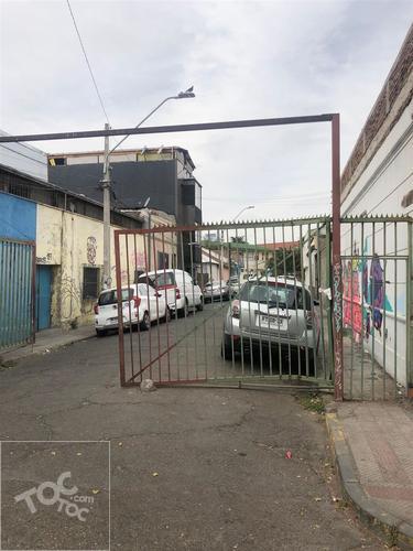 Los Estudiantes 181, Recoleta
