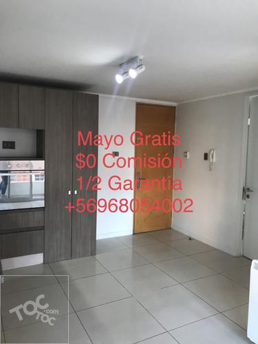 1 Habitación y 1 Baño Sara Del Campo 535 Metro Santa Lucia