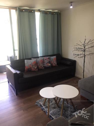 Avenida San Carlos de Apoquindo / condominio Las Terrazas de Apoquindo