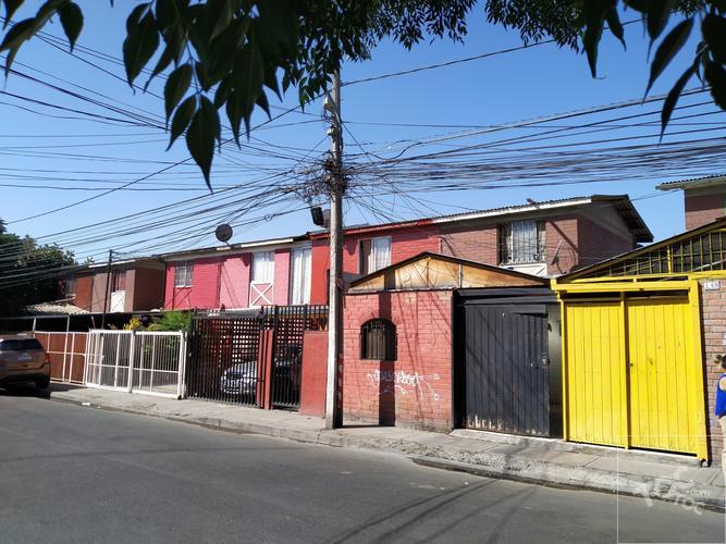 Casa en excelente ubicación a 5 minutos de futura estación de Metro