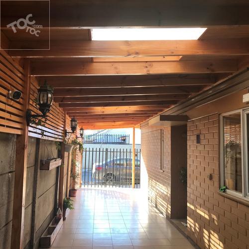 CASA CONDOMINIO JARDINES DE STA MARIA MAIPU