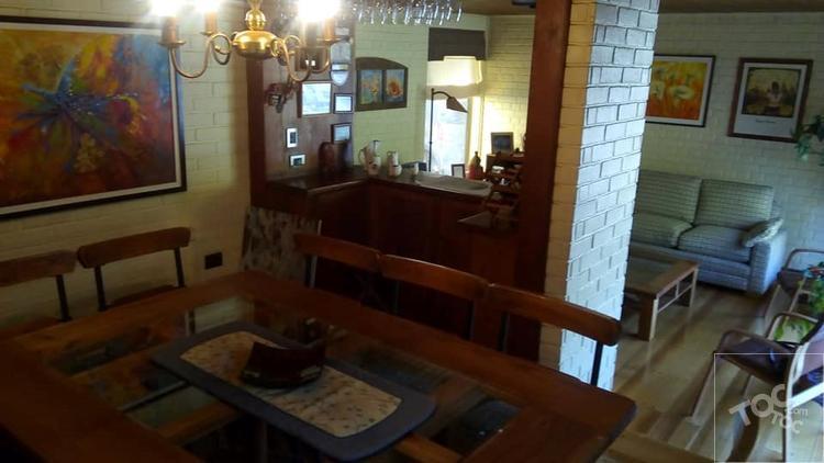 CASA EN VENTA CON AMPLIOS ESPACIOS