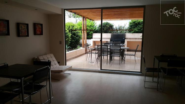 Arrienda, Lindo departamento con excelente ubicación