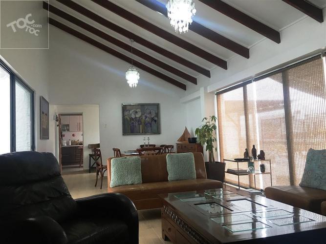 Pasaje Cuatro (Sector residencial exclusivo)