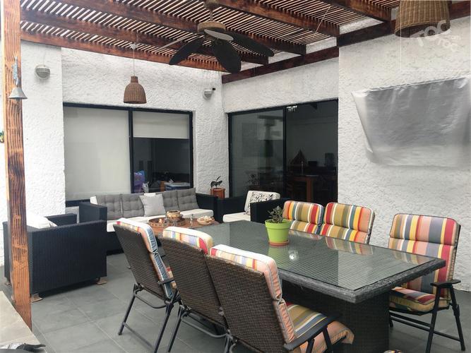 Pasaje Cuatro (Sector residencial exclusivo)