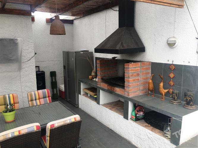Pasaje Cuatro (Sector residencial exclusivo)
