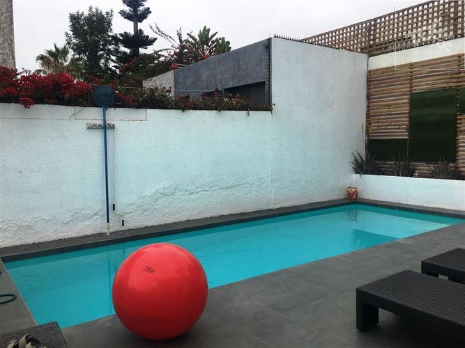 Pasaje Cuatro (Sector residencial exclusivo)