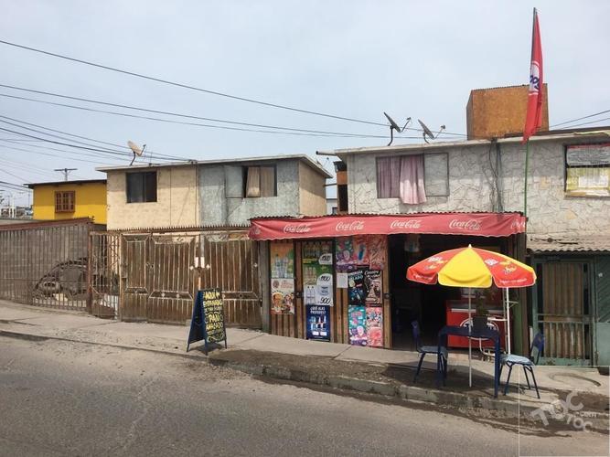 Avenida La Pampa (Central comercio)