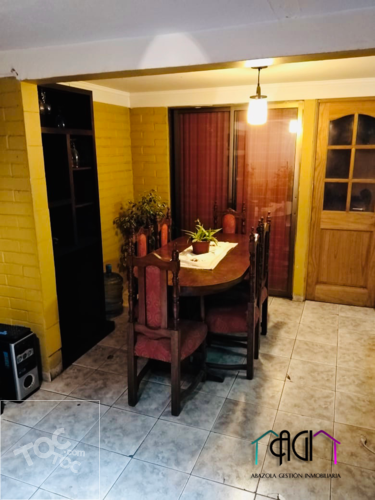 SE VENDE CASA