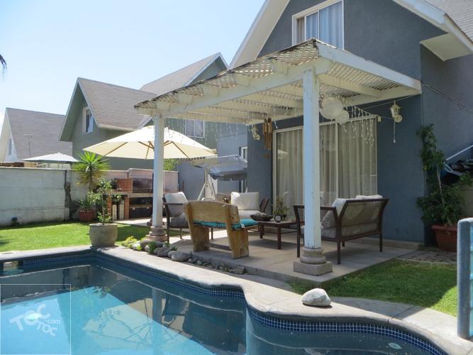 Venta casa Peñalolén en Condominio
