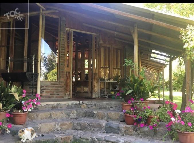 Se vende casa con 2315 m2 de terreno Comunidad Ecológica.