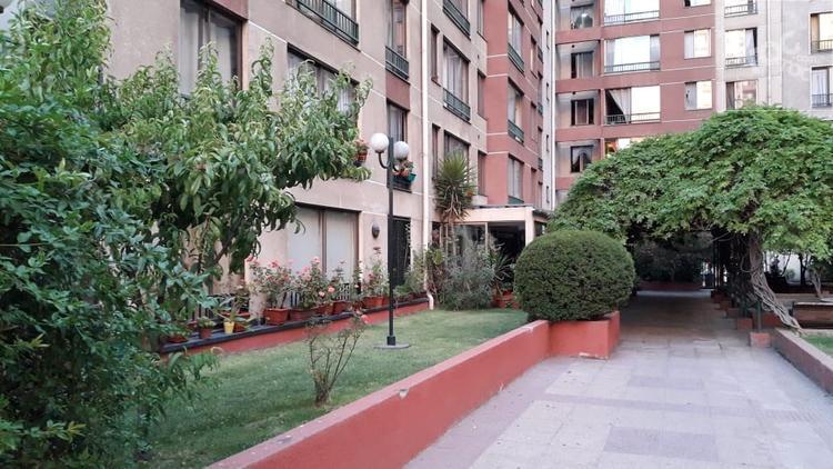 SE VENDE DPTO EN GENERAL BAQUEDANO/SANTIAGO CENTRO