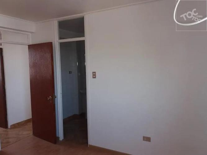 Se vende departamento con tres dormitorios