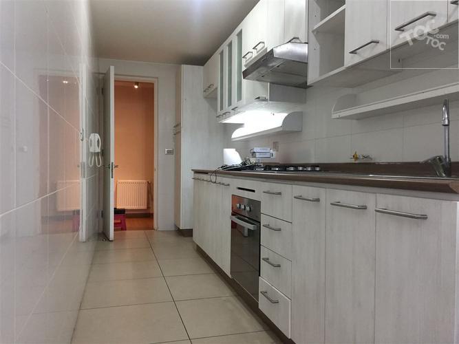 Las Heras 243, Curicó