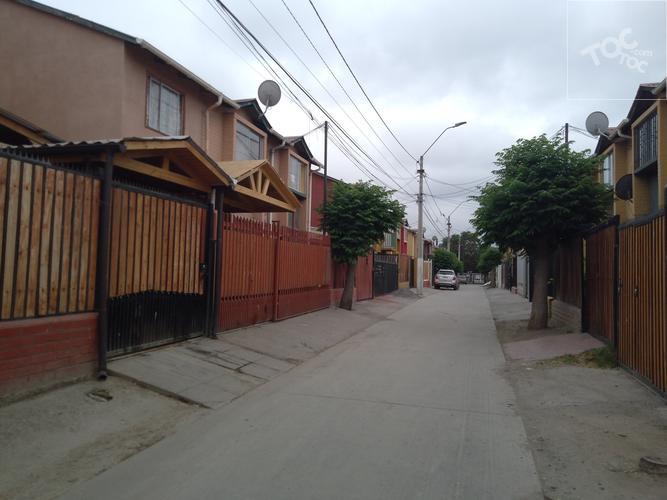 VENDE CASA, SAN BERNARDO, SECTOR NOS