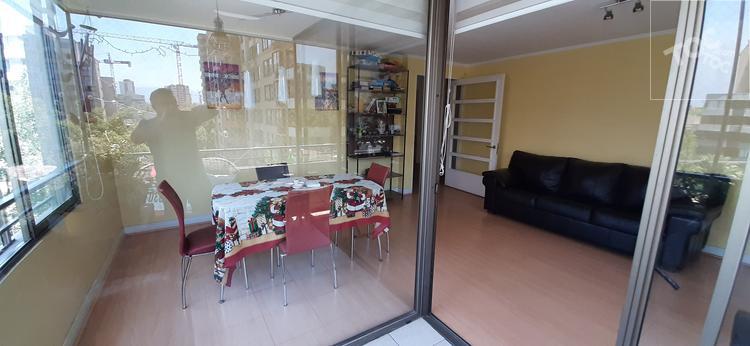 Arriendo depto 4 dormitorios, 3 baños, terraza, 2 estacionamientos